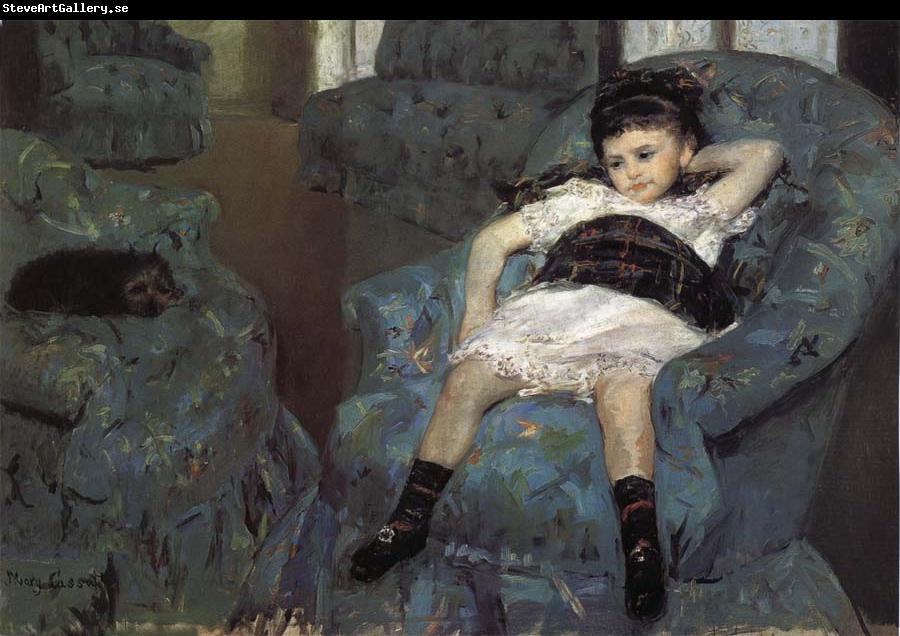 Mary Cassatt The little girl in the blue Sofa